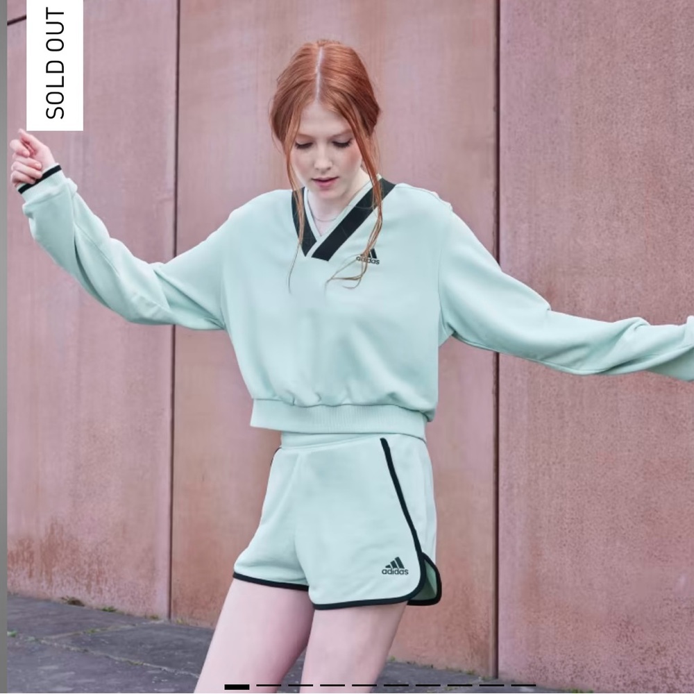 Adidas cropped sweatshirt
